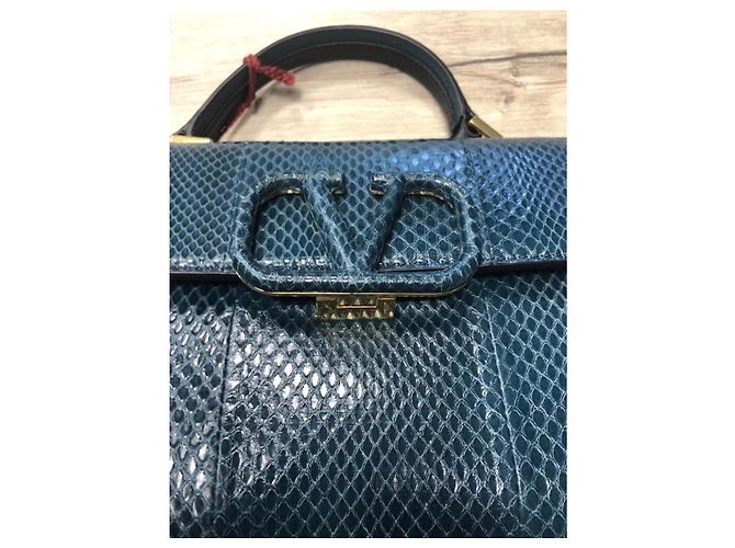 Valentino Garavani Handtasche aus blauer Pythonhaut - Ansicht 17