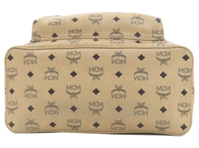 Mochila MCM com estampa total e tachas Bege - vista 4