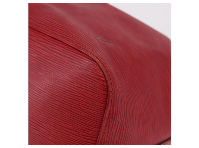 Borsa a Spalla LOUIS VUITTON Epi Petit Noe Rosso M44107 LV Auth 188820 - vista 14