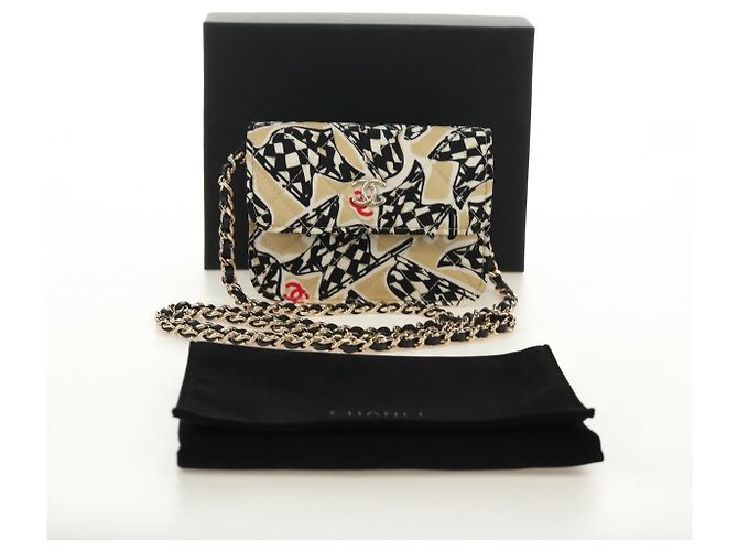 CHANEL Mini Matelasse Chain Shoulder Pouch Satin Beige Silver CC Auth 188736M Argento - vista 12