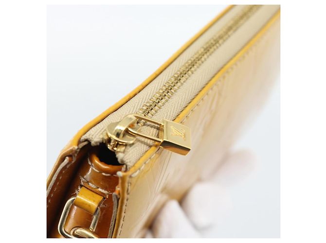 LOUIS VUITTON Monogram Vernis Lexington Pouch Beige M91010 LV Auth ka4881 - vista 10