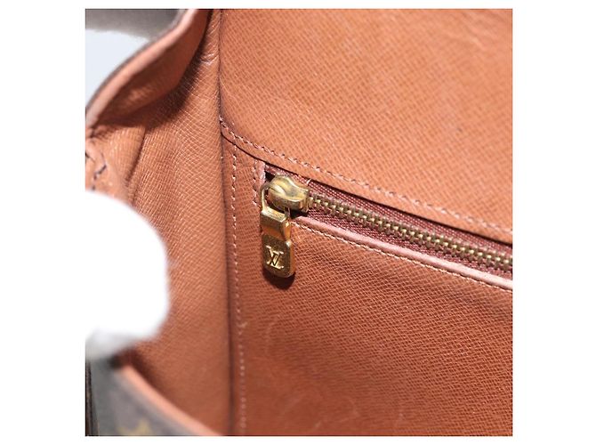 LOUIS VUITTON Monogram Saint Cloud GM Shoulder Bag M51242 LV Auth 188260 - view 24