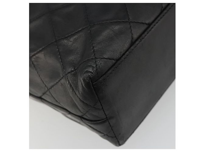 CHANEL Matelasse Chain Shoulder Bag Leather Black Gold CC Auth 188720 Nero D'oro - vista 16