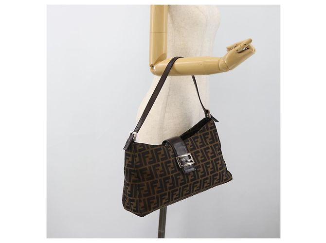 FENDI Zucca Canvas Mamma Baguette Shoulder Bag Black Brown Auth 188964V Marrone Nero - vista 26