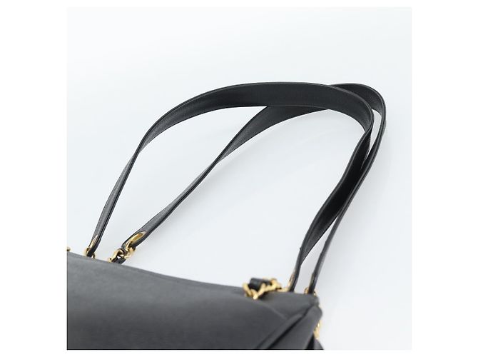 Borsa a tracolla CHANEL Triple Coco Chain Pelle Caviar Nera e Oro CC Auth 189110V Nero D'oro - vista 8