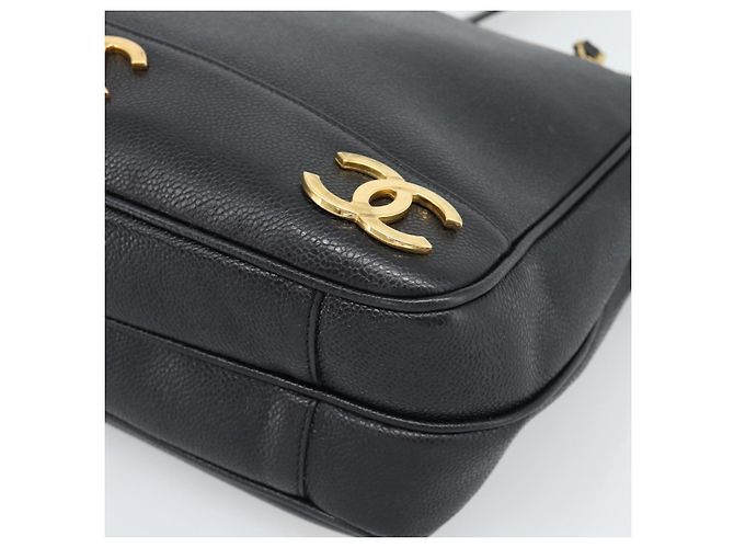 Borsa a tracolla CHANEL Triple Coco Chain Pelle Caviar Nera e Oro CC Auth 189110V Nero D'oro - vista 9