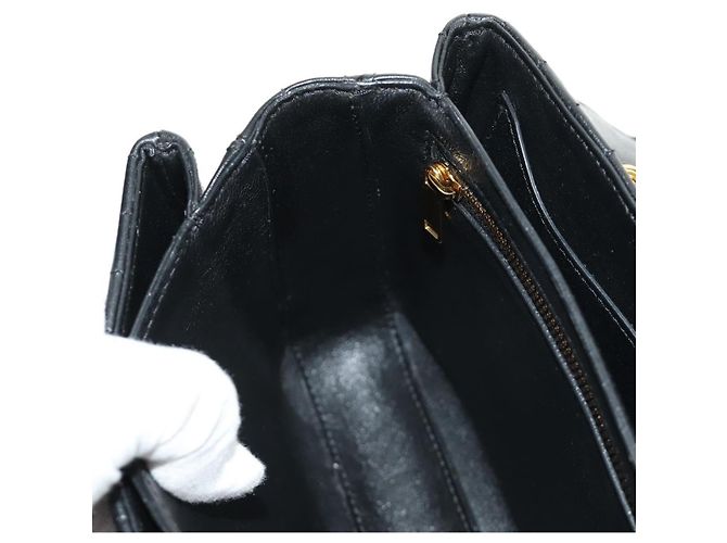 Céline Borsa a Spalla con Catena CELINE in Pelle Nera e Oro Auth 186545SAM Nero D'oro - vista 23