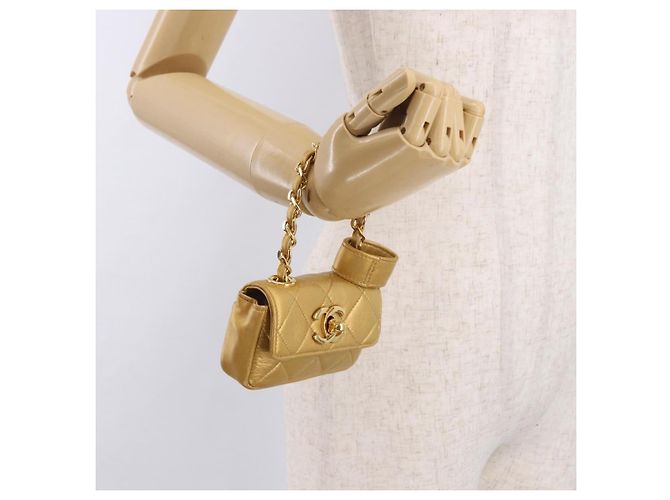 CHANEL Matelasse Chain Pouch Lamb Skin Gold CC Auth bs35703V D'oro - vista 25