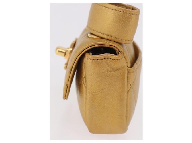 CHANEL Matelasse Chain Pouch Lamb Skin Gold CC Auth bs35703V D'oro - vista 3