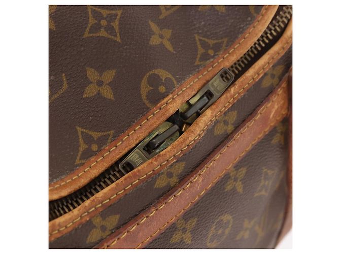LOUIS VUITTON Monogram Sac Chasseur 30 Boston Bag LV Auth 188014 Monogramma - vista 19