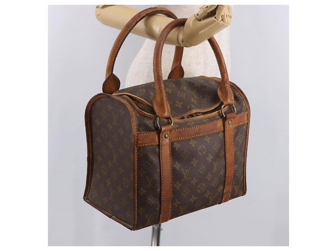 LOUIS VUITTON Monogram Sac Chasseur 30 Boston Bag LV Auth 188014 Monogramma - vista 24