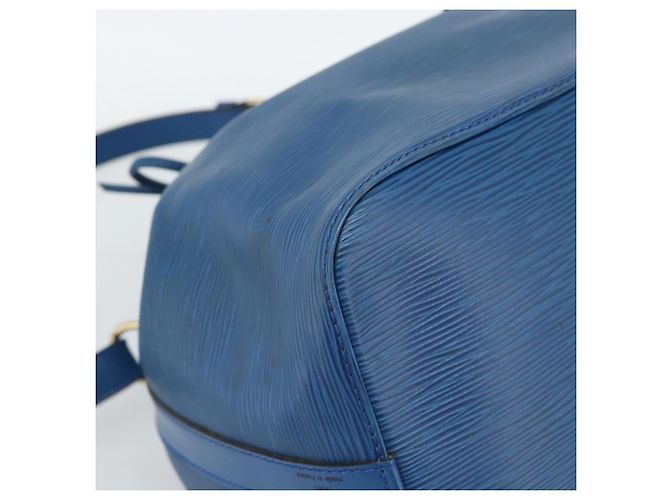 Borsa a Spalla LOUIS VUITTON Epi Petit Noe Blu M44105 LV Auth 188537 - vista 14