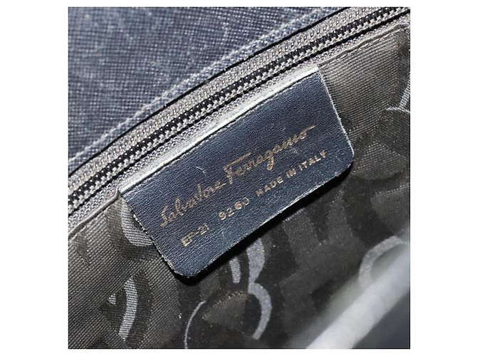 Borsa Tote Salvatore Ferragamo Gancini in pelle nera e oro Auth 187416 Nero D'oro - vista 12
