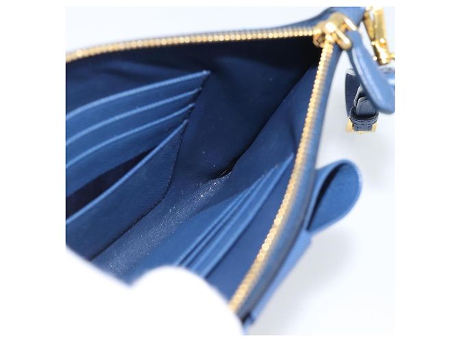 Saffiano Clutch PRADA Safiano Blu Oro Auth BA13647V D'oro - vista 20