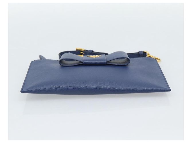 Saffiano Clutch PRADA Safiano Blu Oro Auth BA13647V D'oro - vista 5