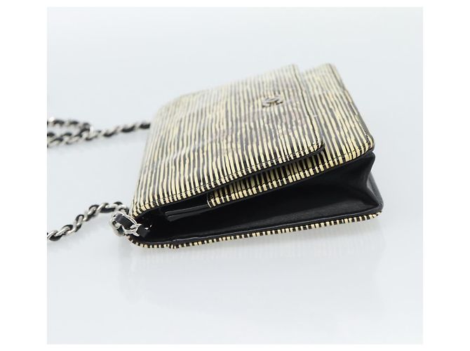 CHANEL COCO Borsa a tracolla con catena Patent White Black CC Auth 189255A Nero Bianco - vista 3