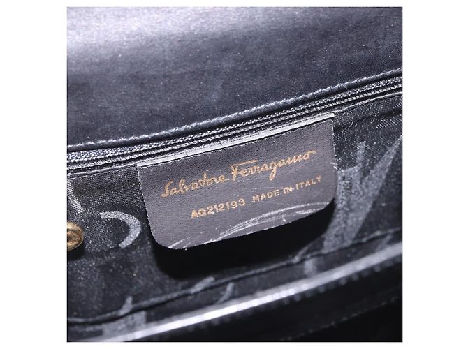 Borsa a mano Salvatore Ferragamo in pelle 2way nera oro Auth 188257 Nero D'oro - vista 12