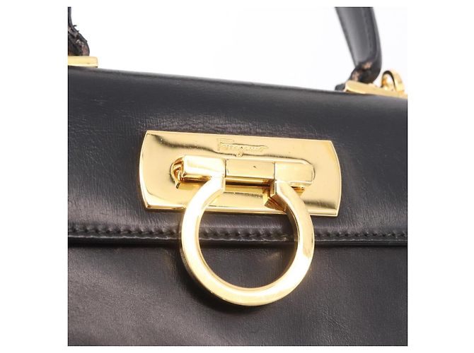 Borsa a mano Salvatore Ferragamo in pelle 2way nera oro Auth 188257 Nero D'oro - vista 21