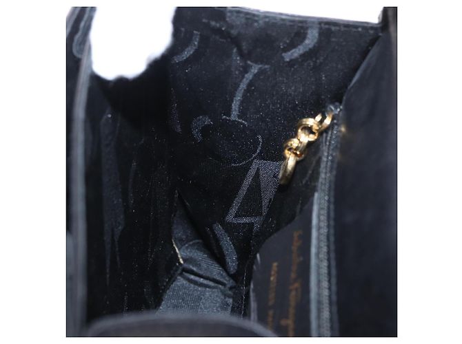 Borsa a mano Salvatore Ferragamo in pelle 2way nera oro Auth 188257 Nero D'oro - vista 26