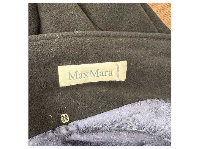 Max Mara Abrigo de lana negro con peplum - vista 4
