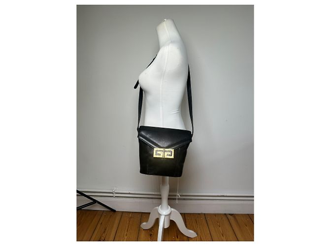 Vintage Givenchy Logo Prägeleder Schultertasche Schwarz Gold - Ansicht 4