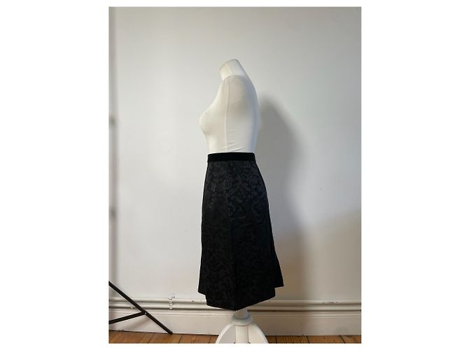 First Vintage Balenciaga Seidenrock mit schwarzem Samtbund - Ansicht 2