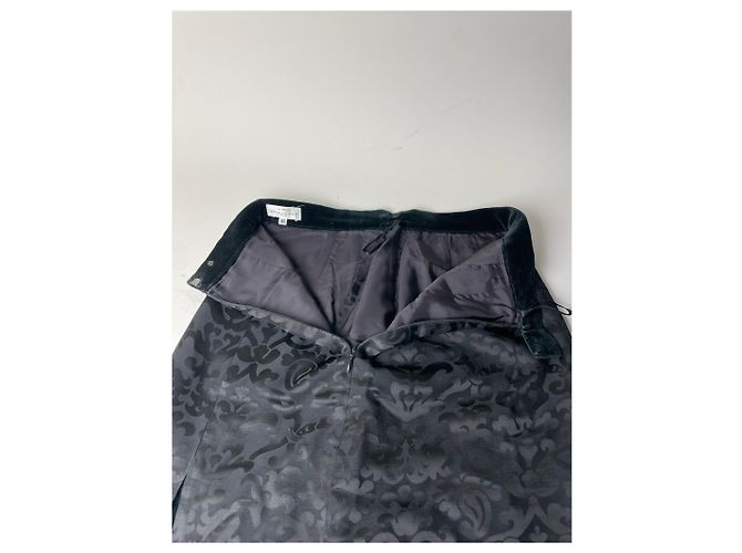 First Vintage Balenciaga Seidenrock mit schwarzem Samtbund - Ansicht 4