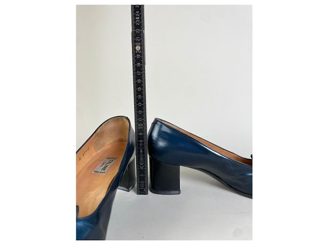 Céline Vintage Celine Leder-Pumps Navy Gold EU37.5 Marineblau - Ansicht 10