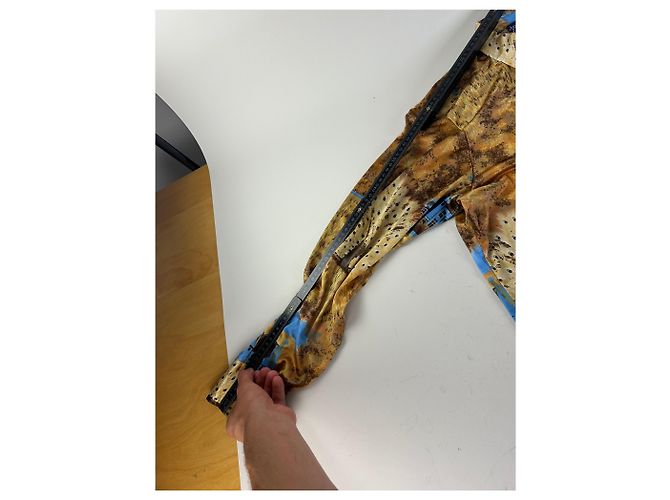 Vintage Givenchy Seidenhemd für Herren mit Print Häuser Bäume Gold Braun Blau L Golden - Ansicht 8
