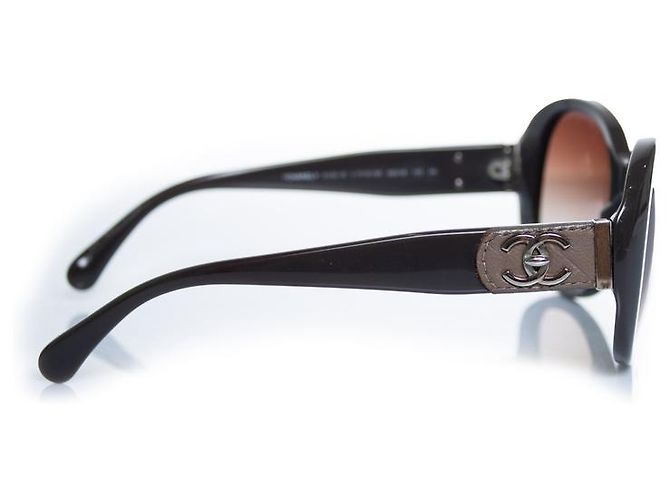 Gafas de sol Chanel, CC turnlock en marrón Castaño - vista 3