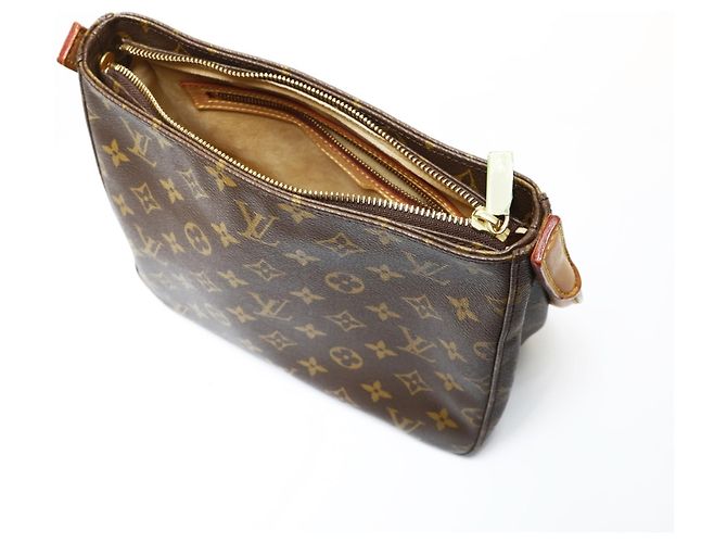 Borsa a Spalla Louis Vuitton Monogram Looping MM Marrone - vista 11