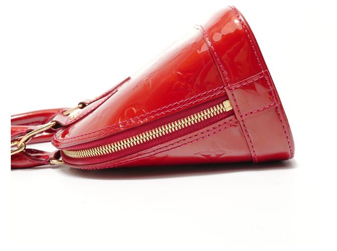 Borsa Louis Vuitton Alma BB Monogram Vernis Rosso Monogramma - vista 3