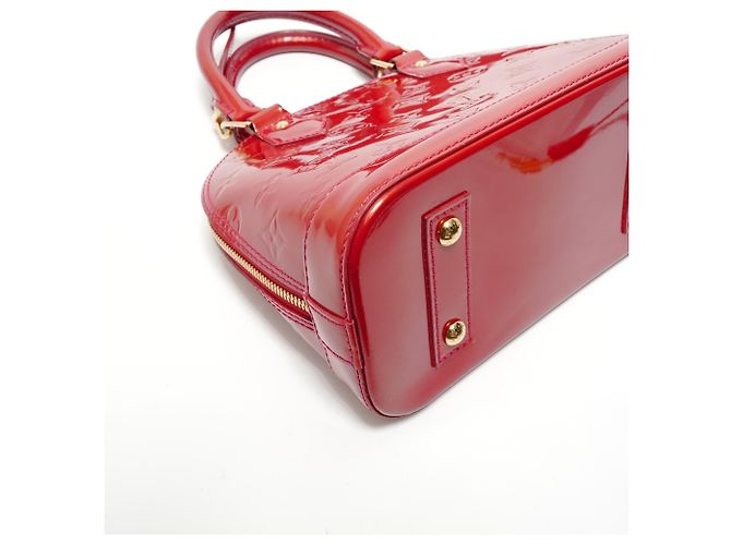 Borsa Louis Vuitton Alma BB Monogram Vernis Rosso Monogramma - vista 5