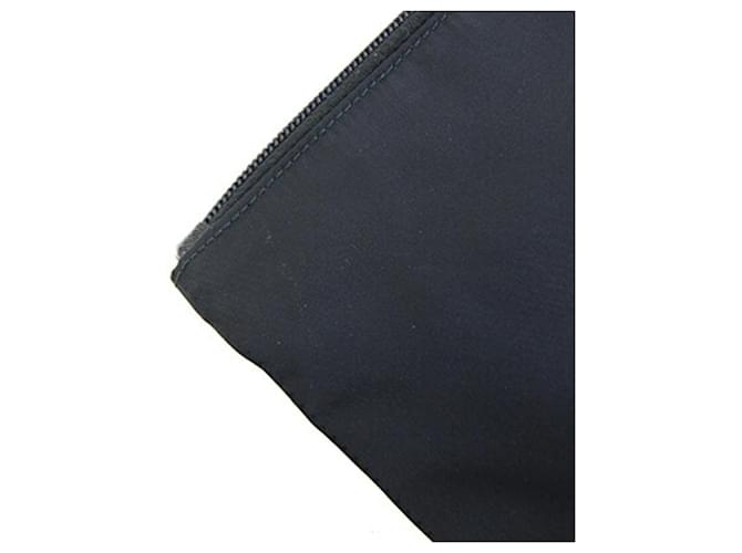 Clutch in nylon blu navy e nero Prada - vista 5