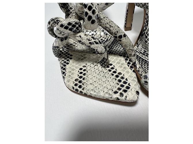 Knot Bottega Veneta Jimbo Sandale Python Print Weiß Größe 37.5 (Full set) Neu/Original Beige - Ansicht 6