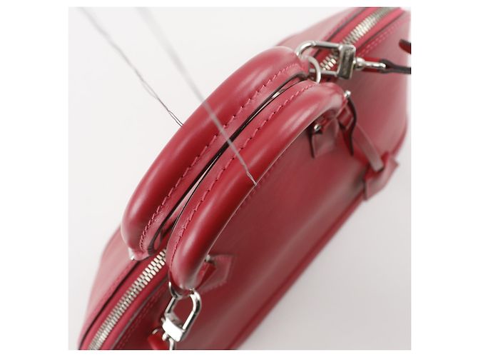 Louis Vuitton Alma Epi PM Rosso - vista 5