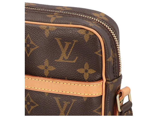 Bolso de hombro Louis Vuitton Danube Monogram Castaño - vista 11