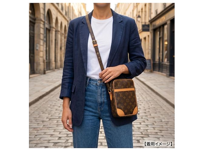 Bolso de hombro Louis Vuitton Danube Monogram Castaño - vista 2
