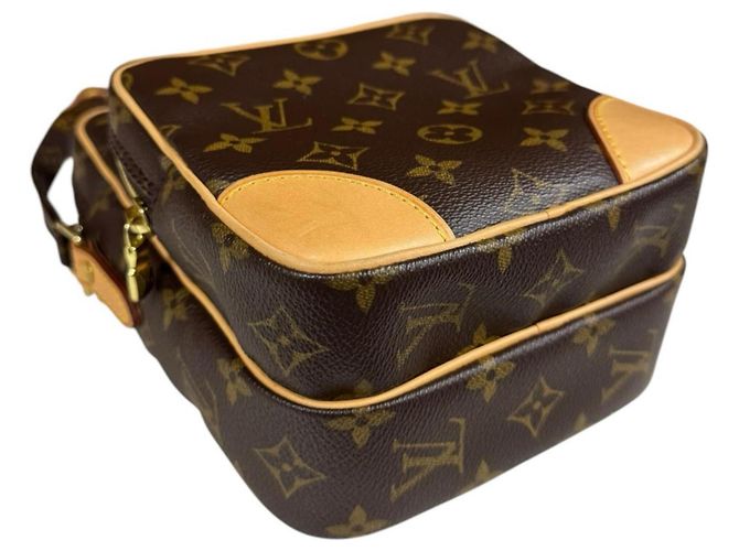 Borsa a tracolla Louis Vuitton Amazon Monogram Marrone - vista 6