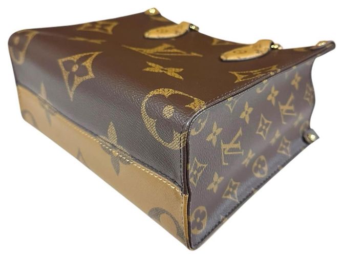 Borsa a Spalla Louis Vuitton OnTheGo PM Monogram Giant Marrone - vista 6