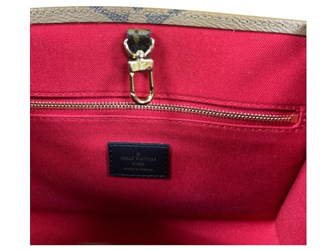 Borsa a Spalla Louis Vuitton OnTheGo PM Monogram Giant Marrone - vista 8