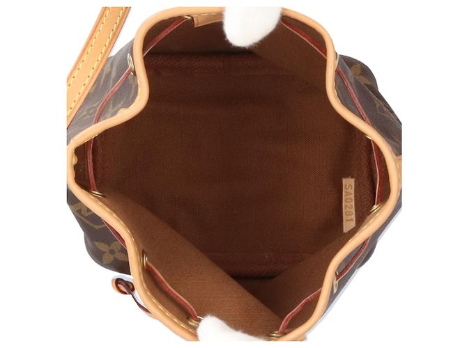 Borsa a Spalla Louis Vuitton Nano Noe Monogram Marrone - vista 6