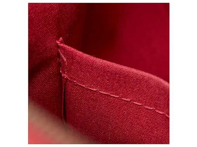 Borsa Louis Vuitton Monogram Vernis Bellevue PM Rosso - vista 11