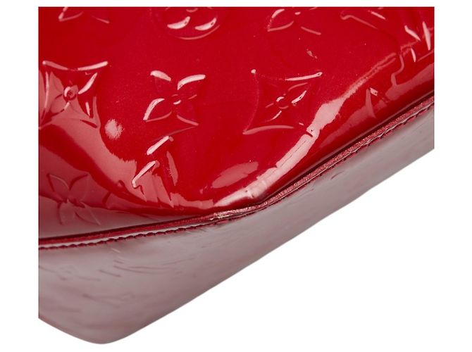 Borsa Louis Vuitton Monogram Vernis Bellevue PM Rosso - vista 7