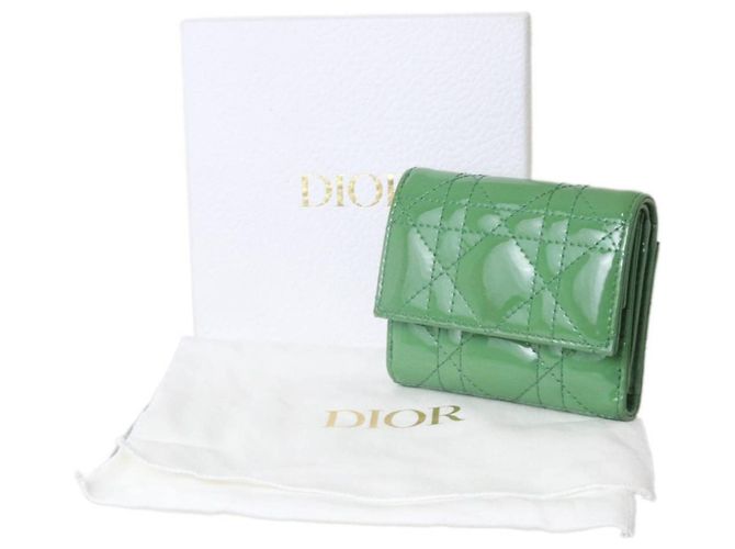 Cartera tríptico Christian Dior Cannage Verde - vista 10
