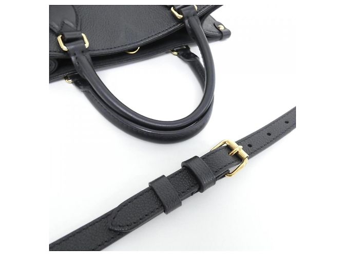 Borsa Louis Vuitton Monogram Empreinte OnTheGo PM Nero - vista 6