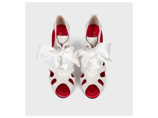 Dolce & Gabbana weiße Wildleder-Schnürstiletto-Absatzschuhe Größe 37.5 gebraucht - Ansicht 2