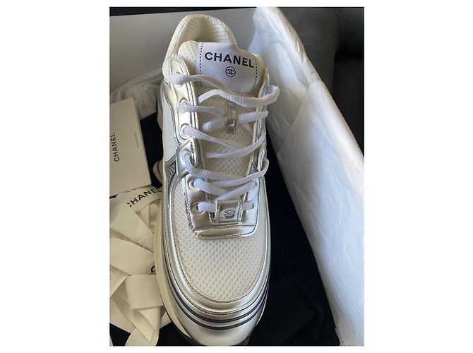 Sneakers Chanel CC Logo Mesh Bianco Argento - vista 3