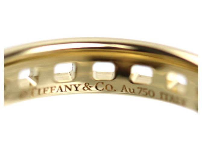Tiffany T Anello T True Narrow Band in oro giallo 18K di Tiffany & Co. - vista 5