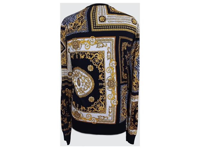 Suéter de seda Versace Baroque Estampa Medusa - Preto e Dourado - vista 3